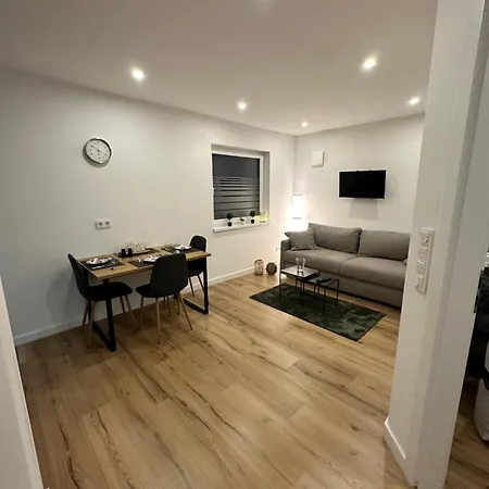 Stilvolle Ferienwohnung Am Tillysee Nahe Oldenburg